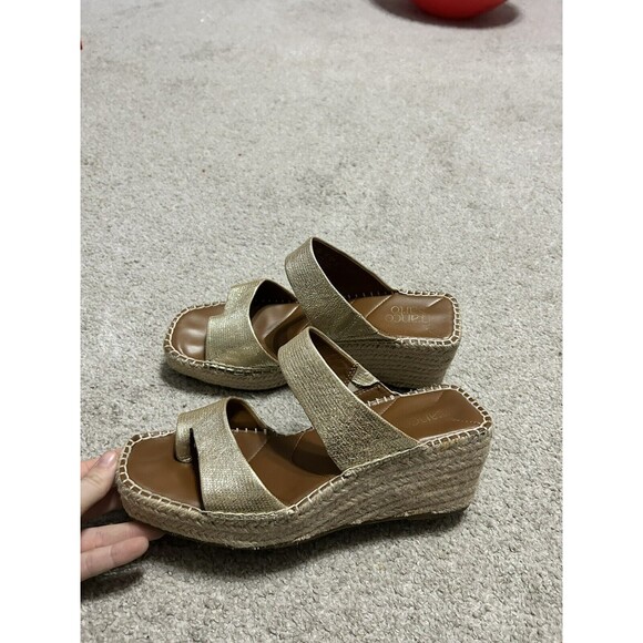 Franco Sarto Sandals Womens 10 M Clave Espadrille Wedge Slip On Gold Leather - Picture 2 of 8